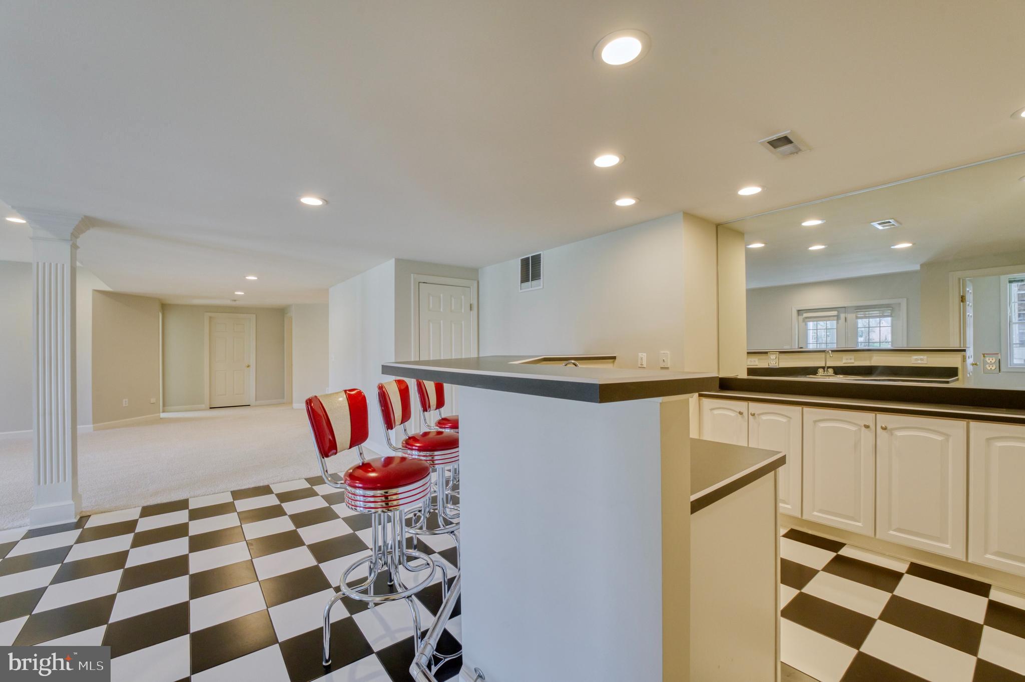 43283 Warwick Hills Ct