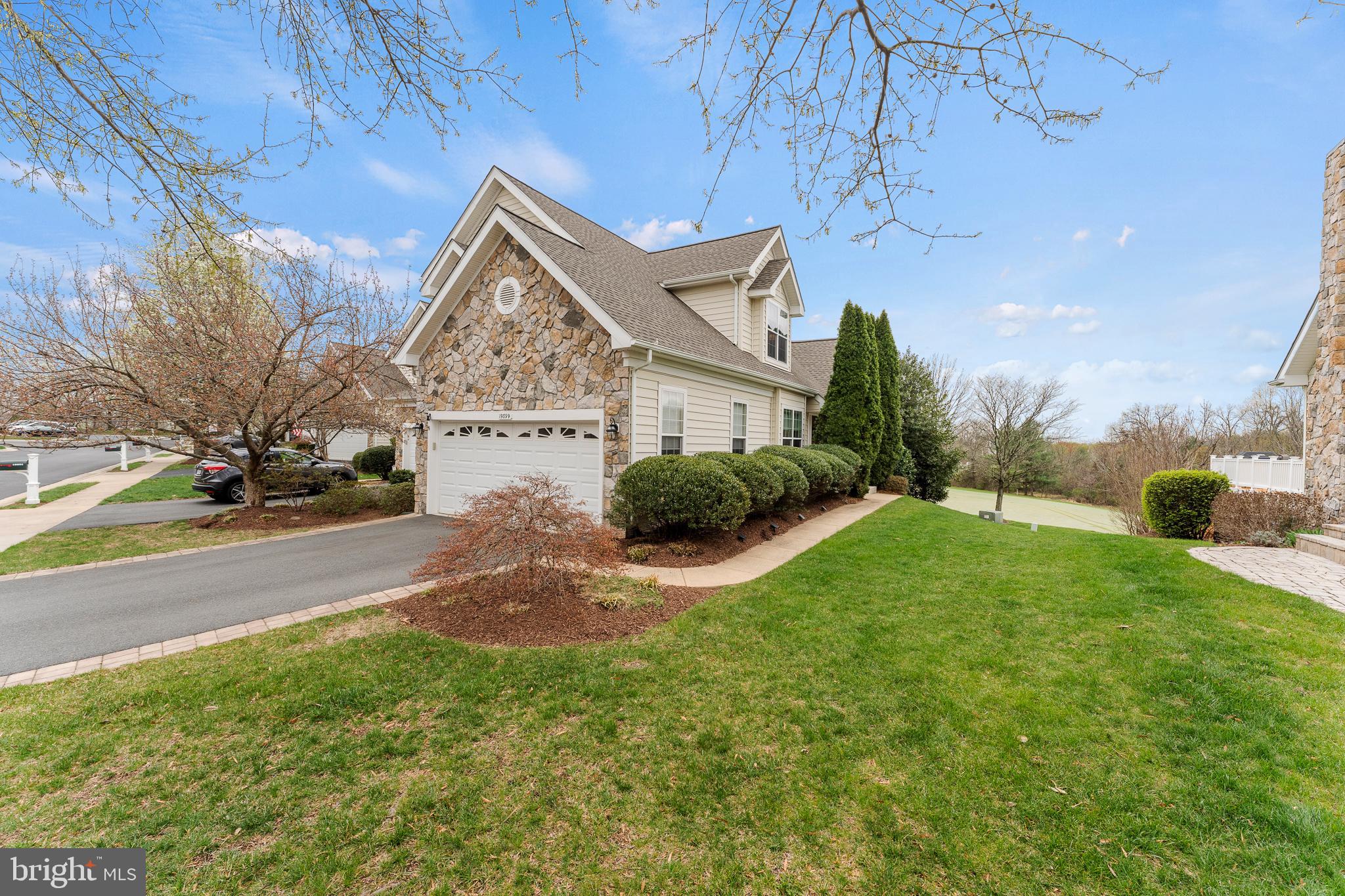 19899 NAPLES LAKES TERRACE