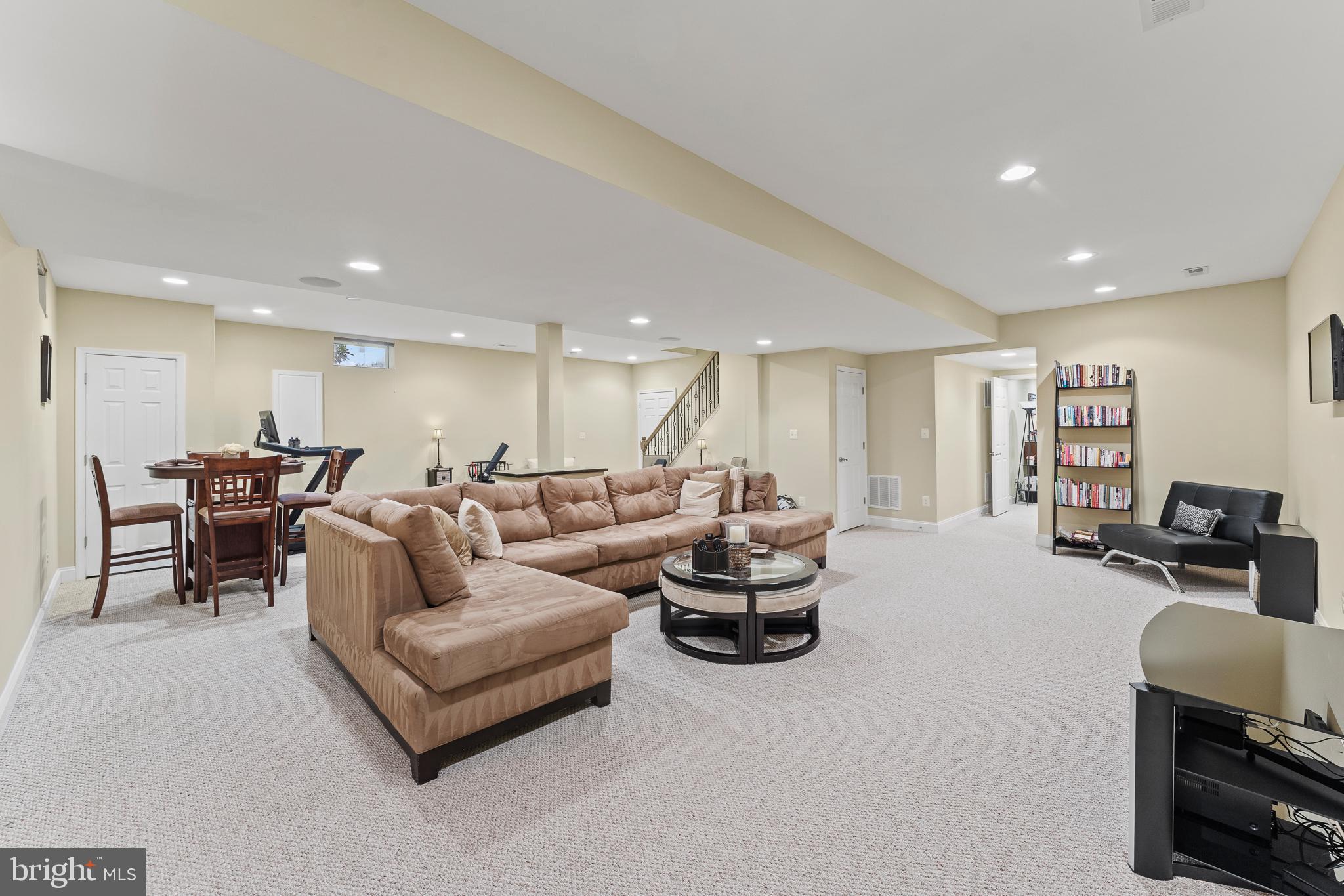 19899 NAPLES LAKES TERRACE