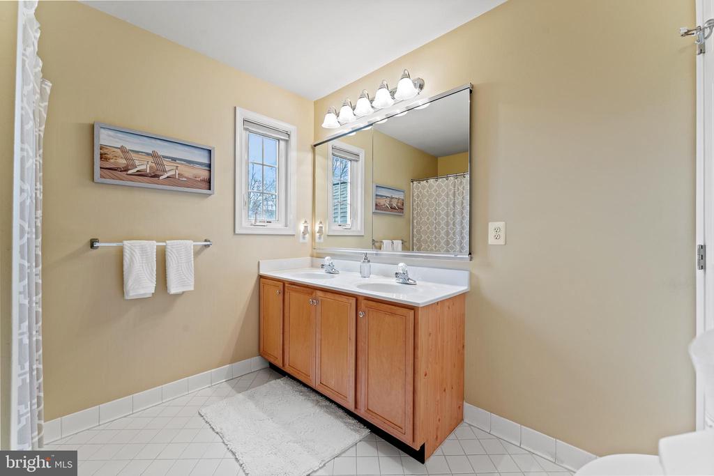 19899 NAPLES LAKES TERRACE