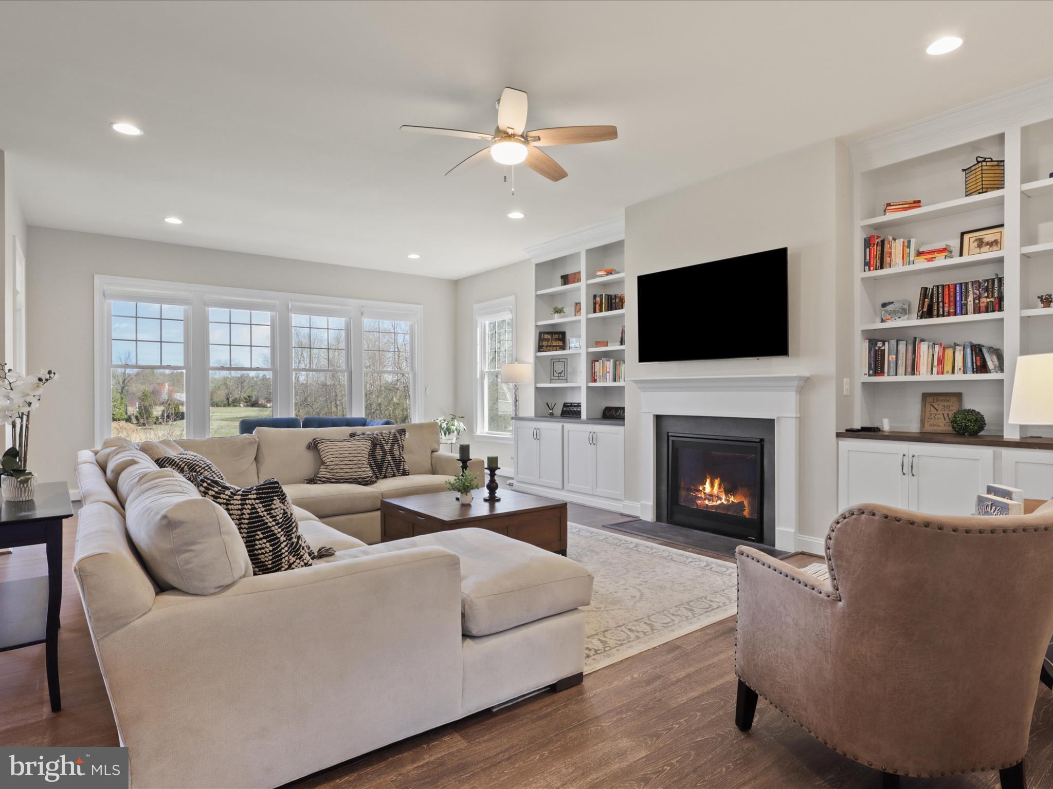 41070 Moondancer Ct