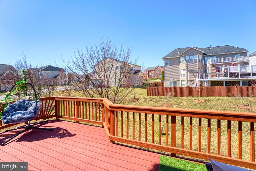 22255 Waterberry Ter