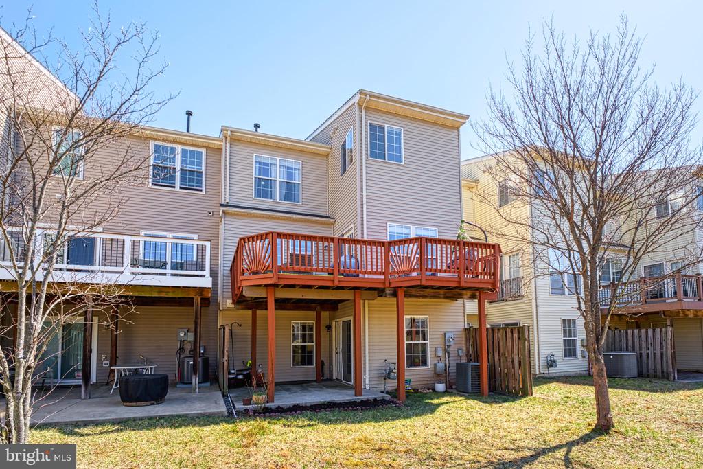 22255 Waterberry Ter
