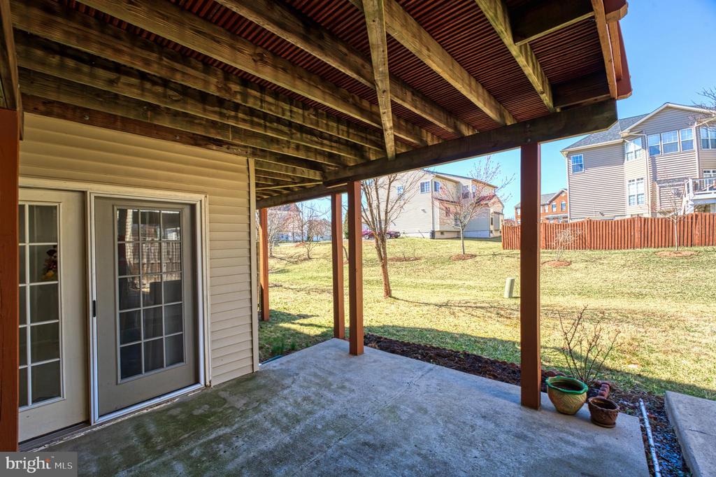 22255 Waterberry Ter