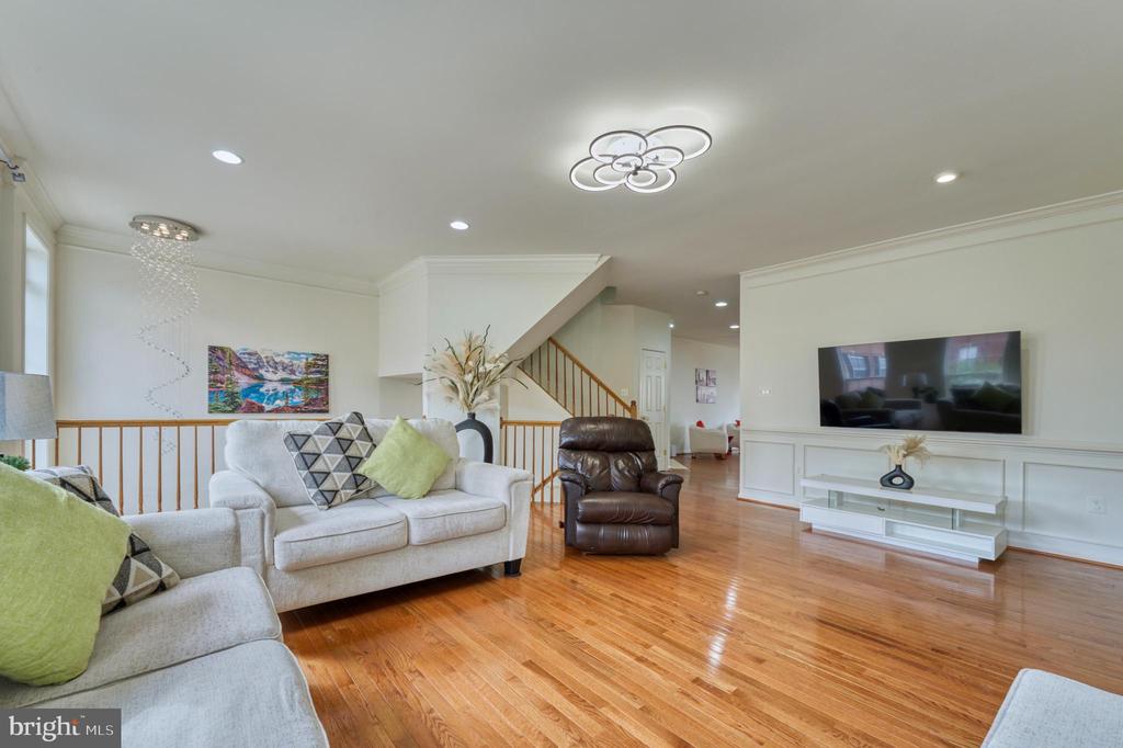 22255 Waterberry Ter