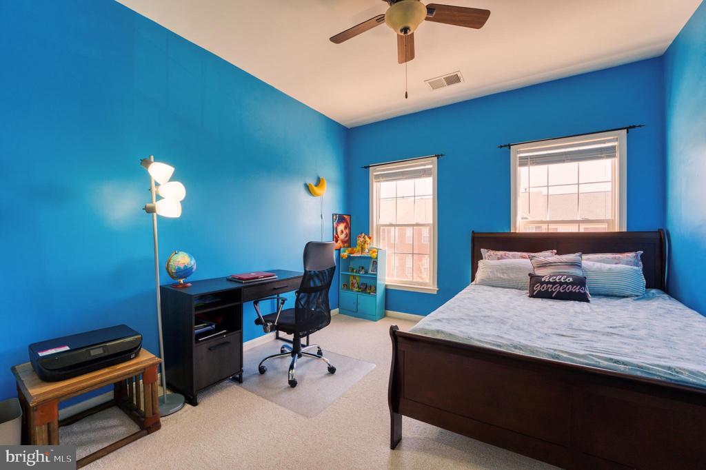 22255 Waterberry Ter