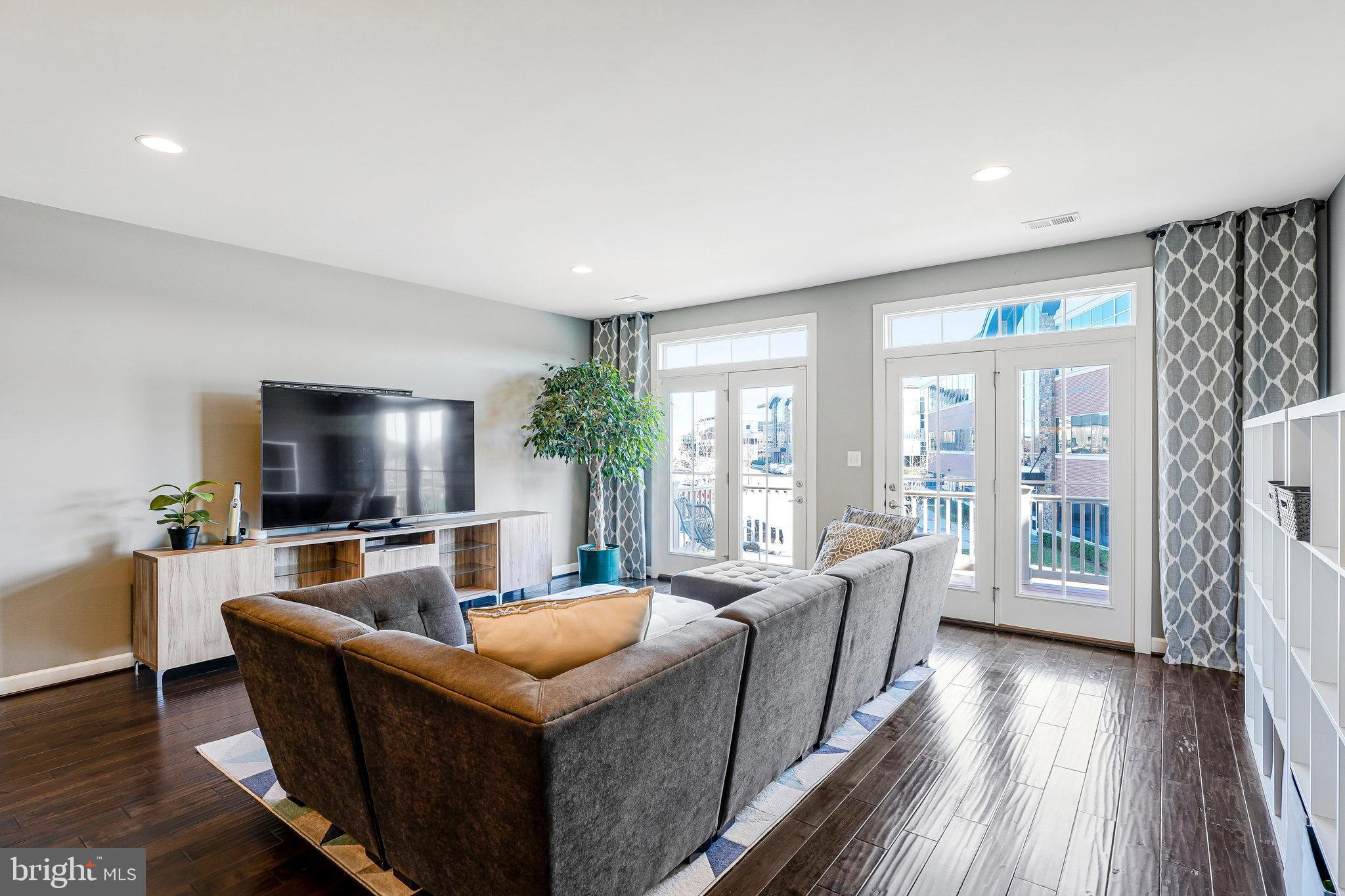 20798 DUXBURY TERRACE