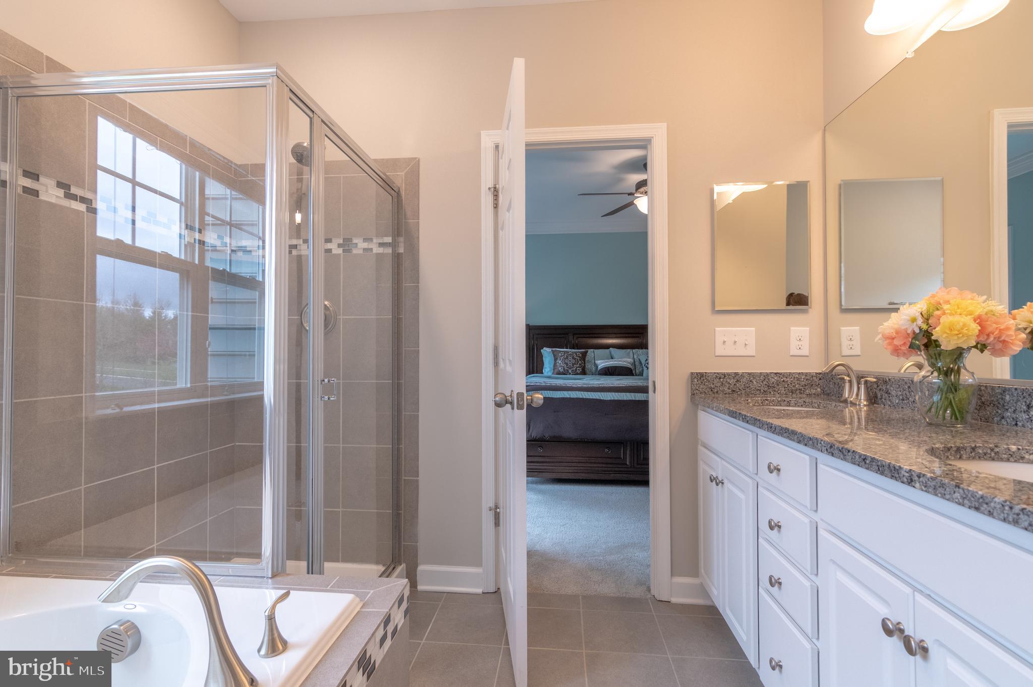 22278 Pinecroft Ter
