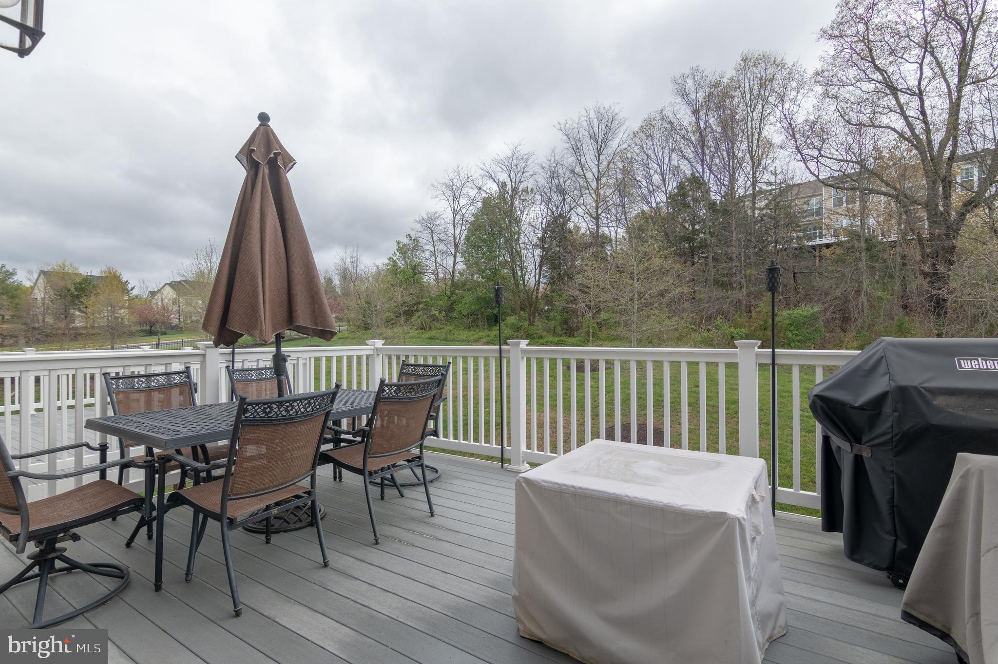 22278 Pinecroft Ter