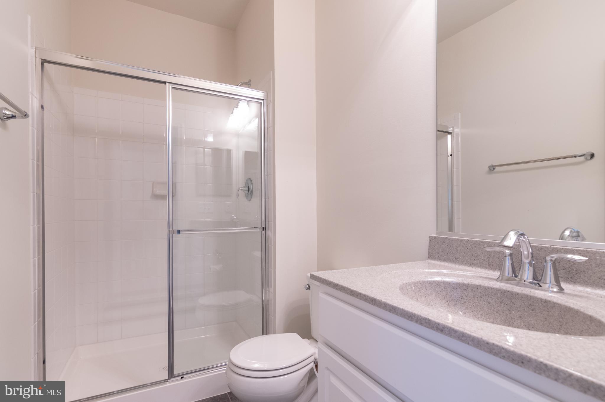 22278 Pinecroft Ter