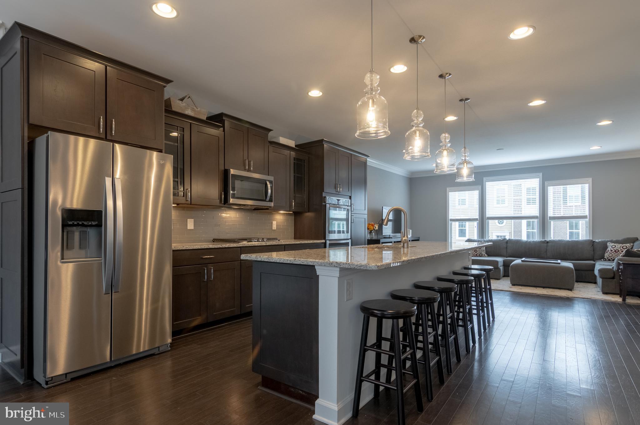 22278 Pinecroft Ter