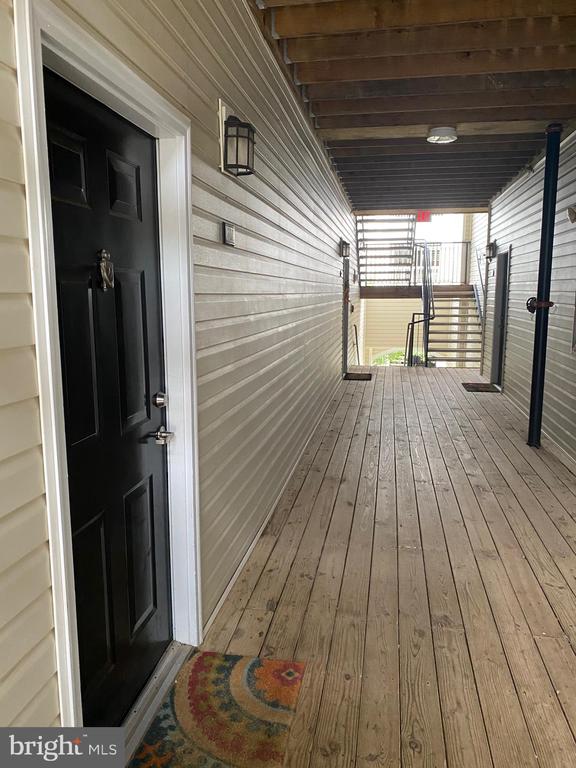 506 SUNSET VIEW TER SE #201