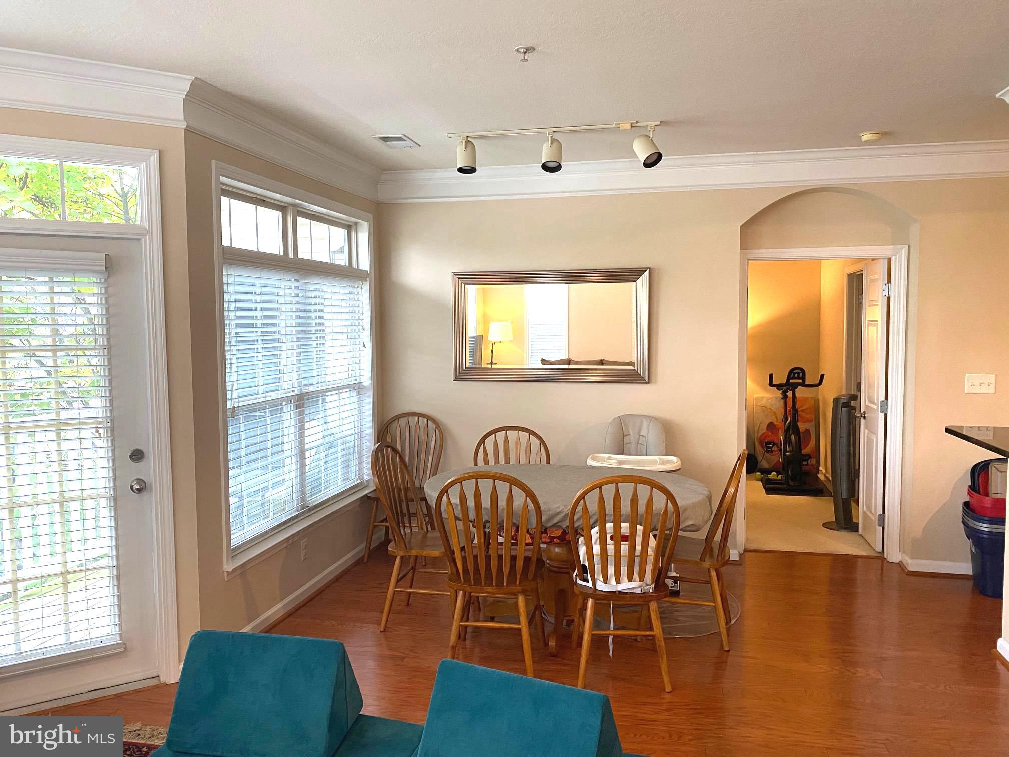 506 SUNSET VIEW TER SE #201