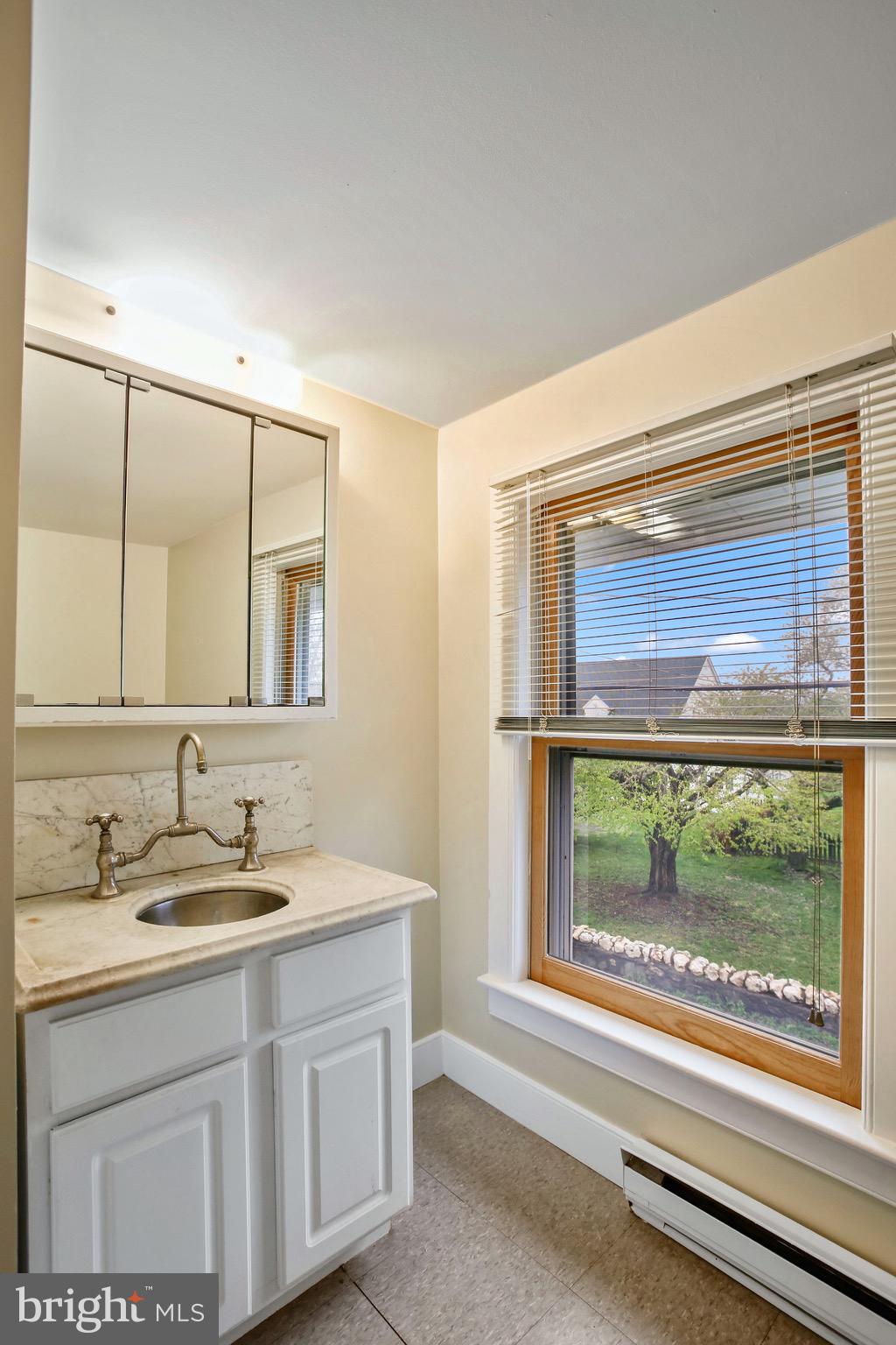 38620 Morrisonville Rd