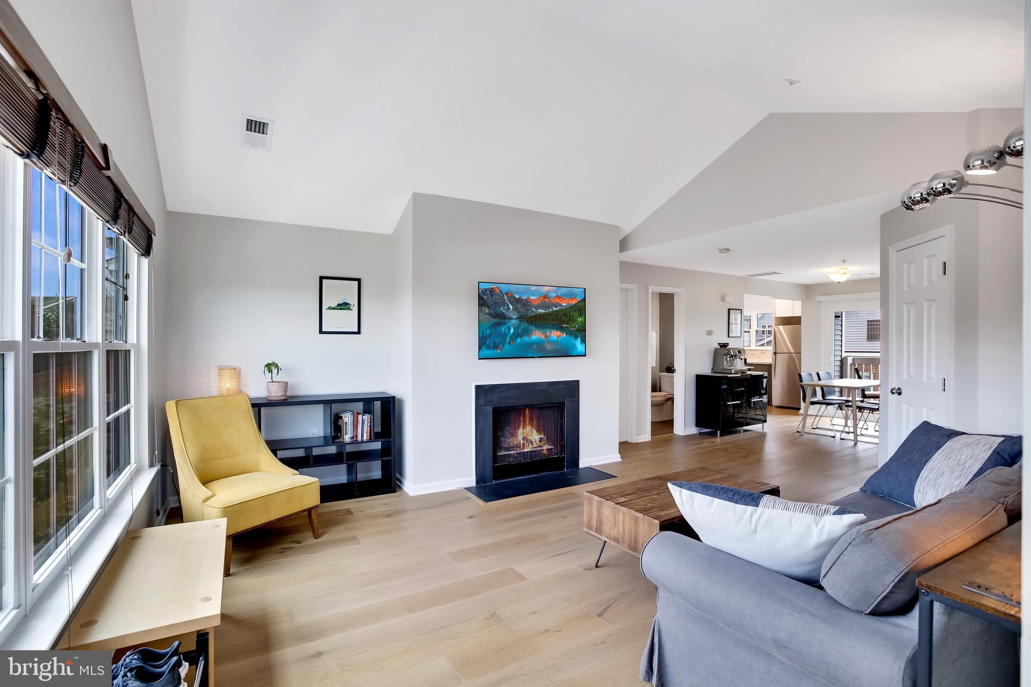 621 Constellation Sq SE #C