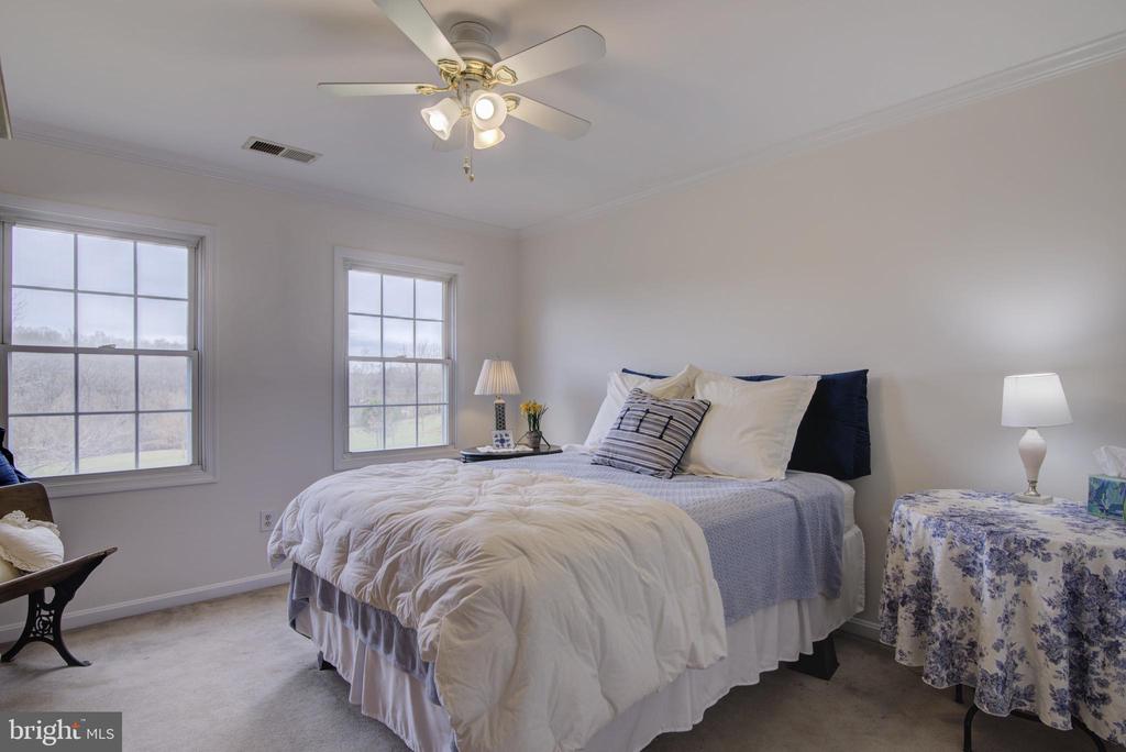 16470 Freemont