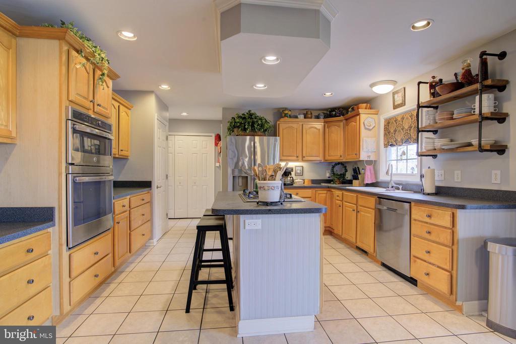 16470 Freemont