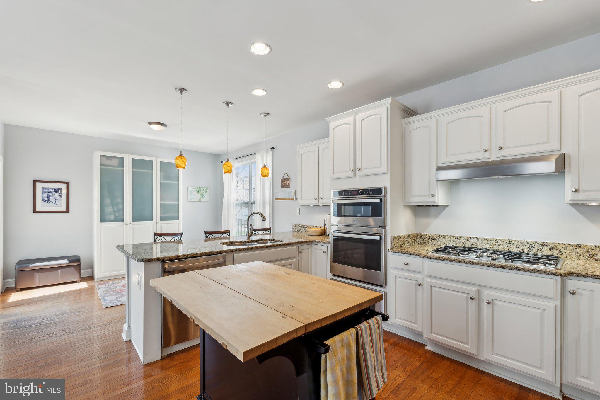 22634 Tivoli Ln