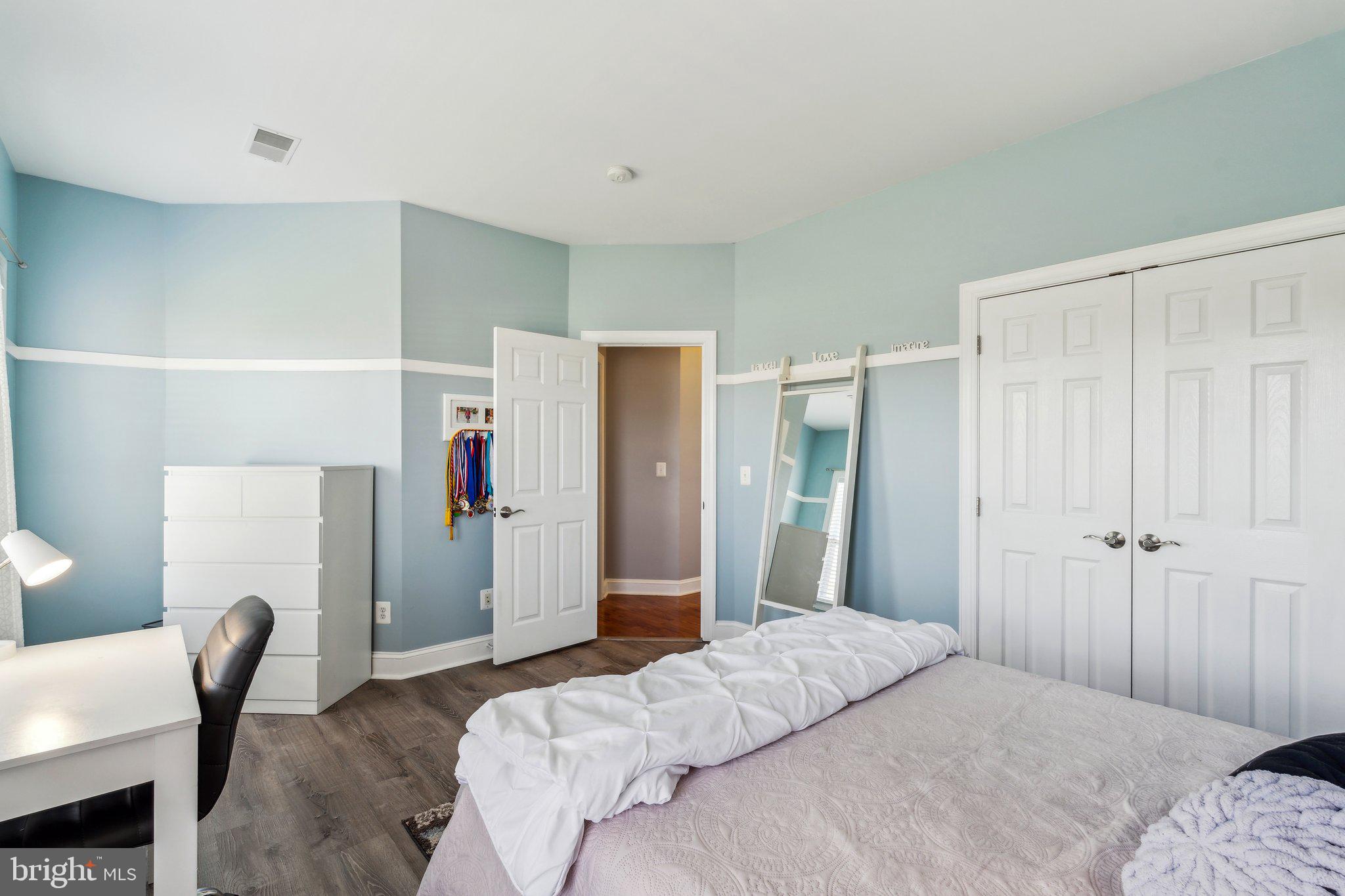 22634 Tivoli Ln