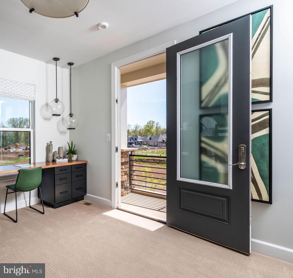 43120 Greeley Sq