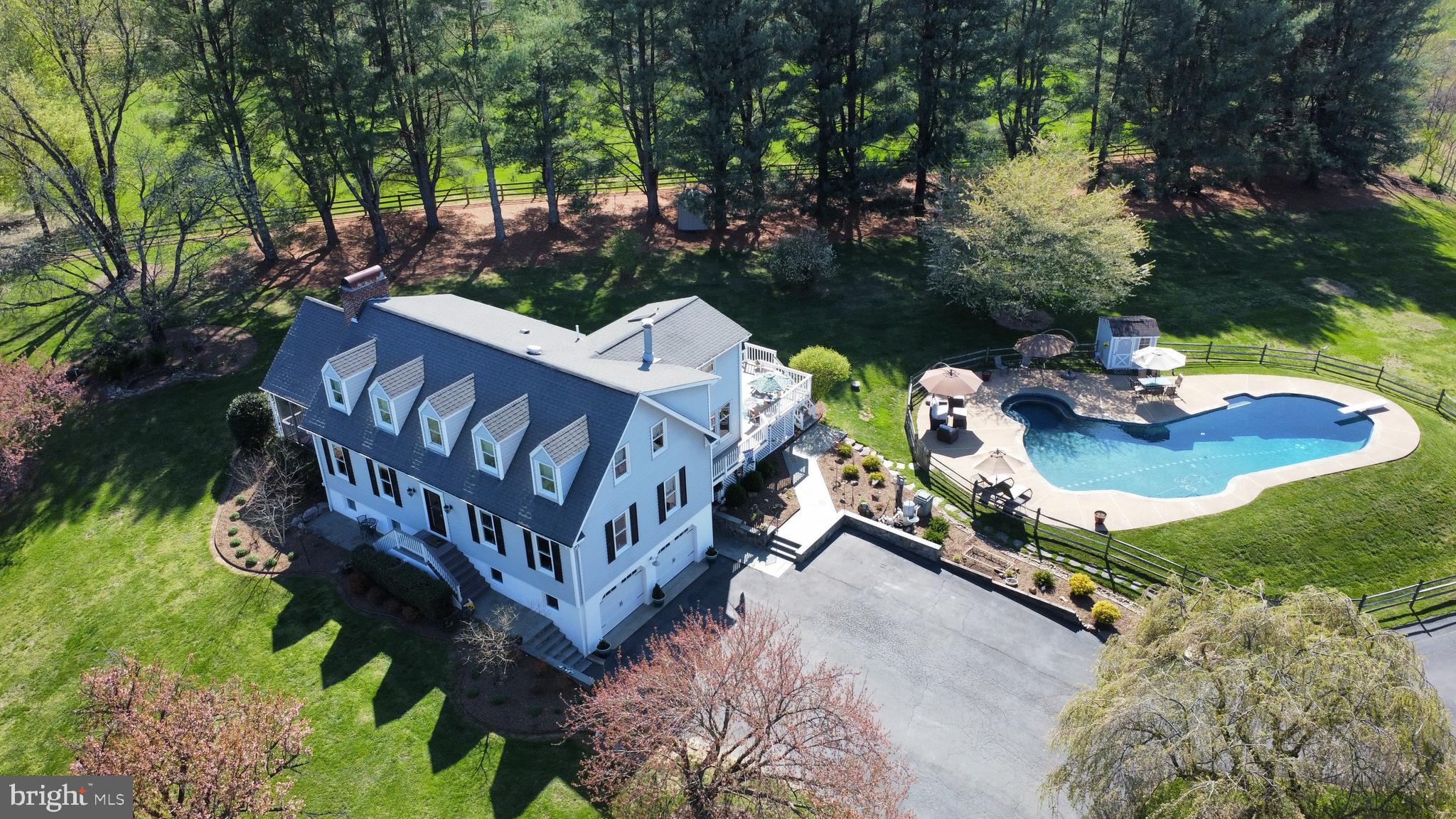 19411 Shelburne Glebe Rd