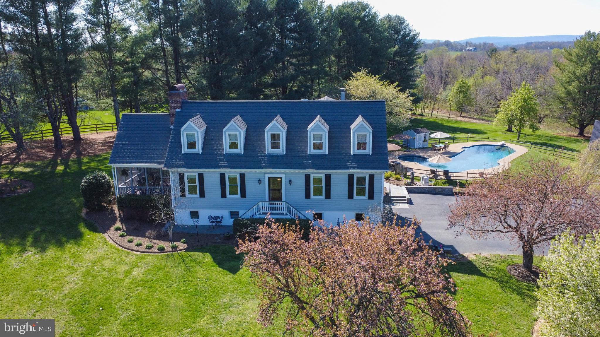 19411 Shelburne Glebe Rd