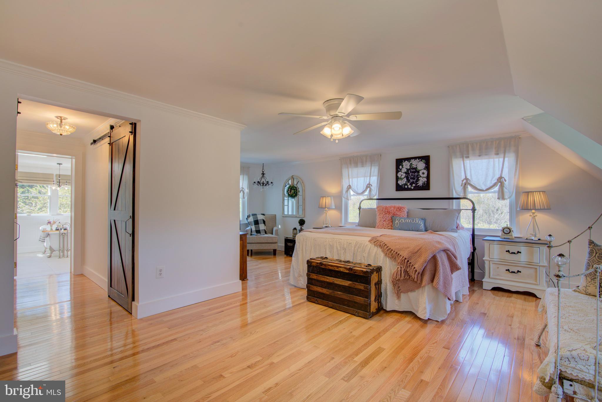 19411 Shelburne Glebe Rd