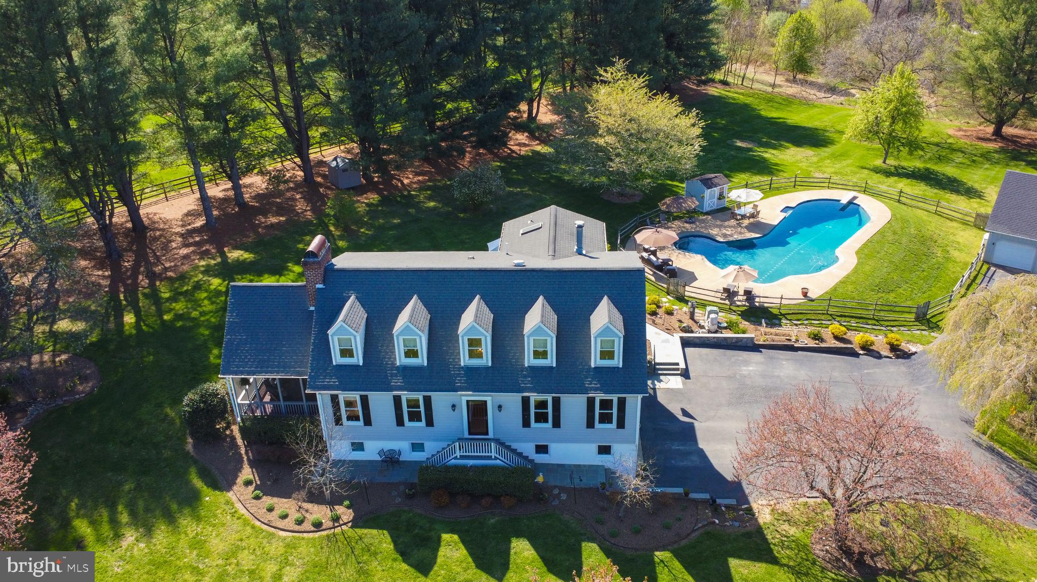 19411 Shelburne Glebe Rd