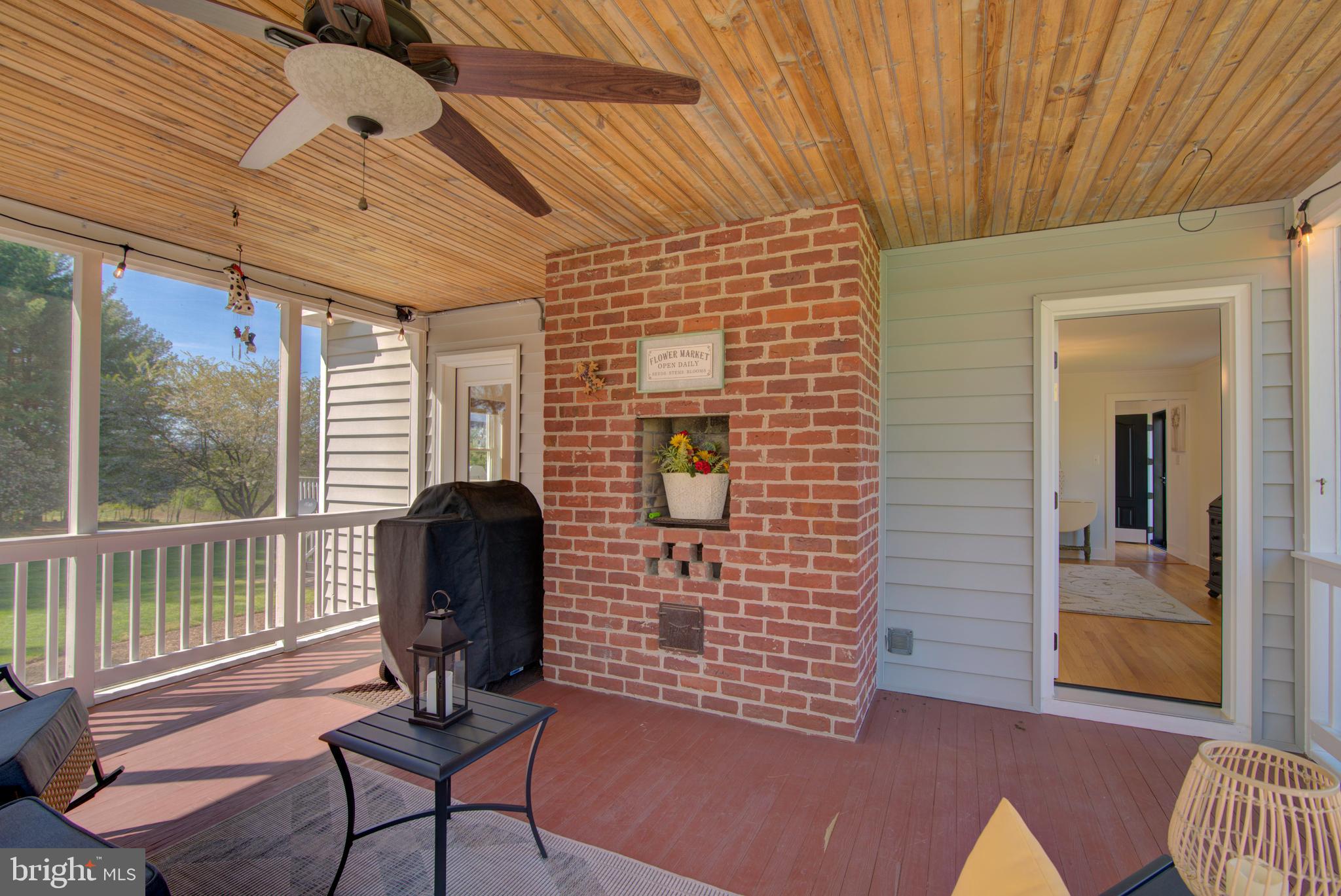 19411 Shelburne Glebe Rd