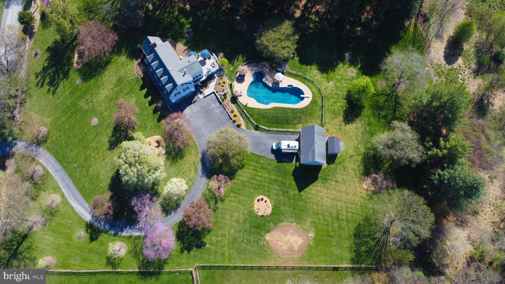 19411 Shelburne Glebe Rd