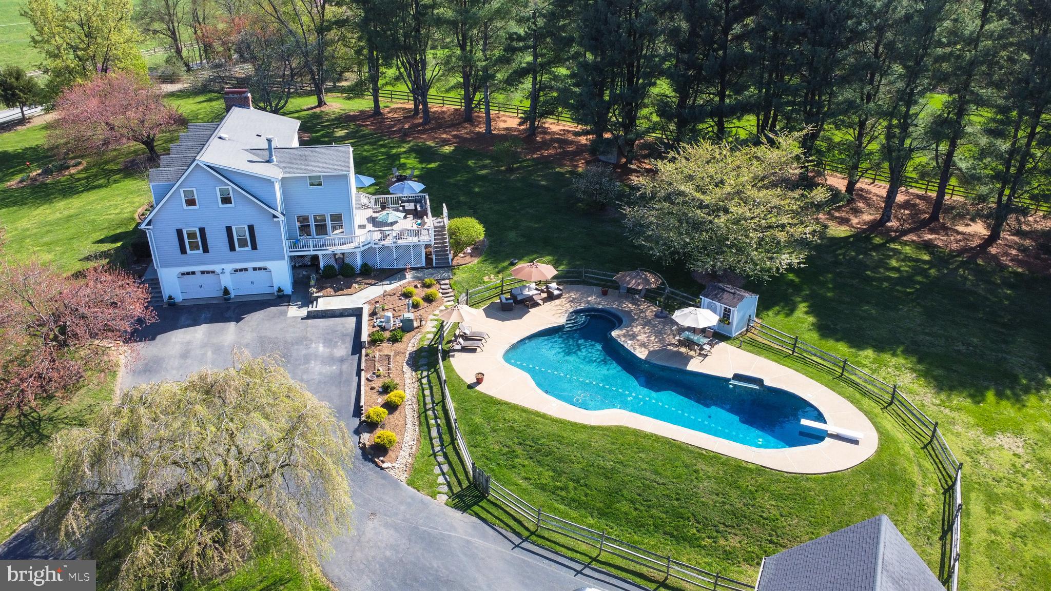 19411 Shelburne Glebe Rd