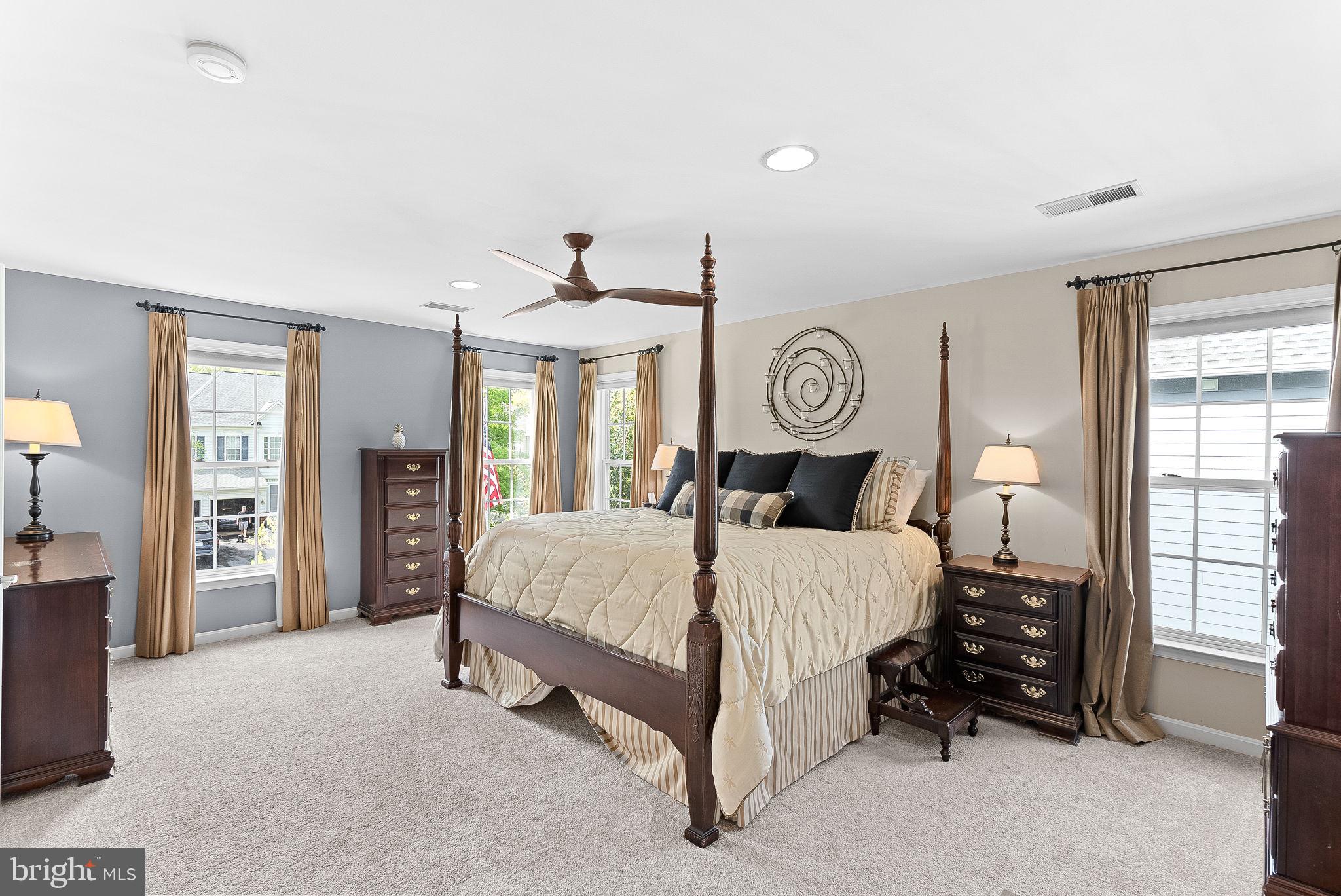 42917 Cattail Meadows Pl