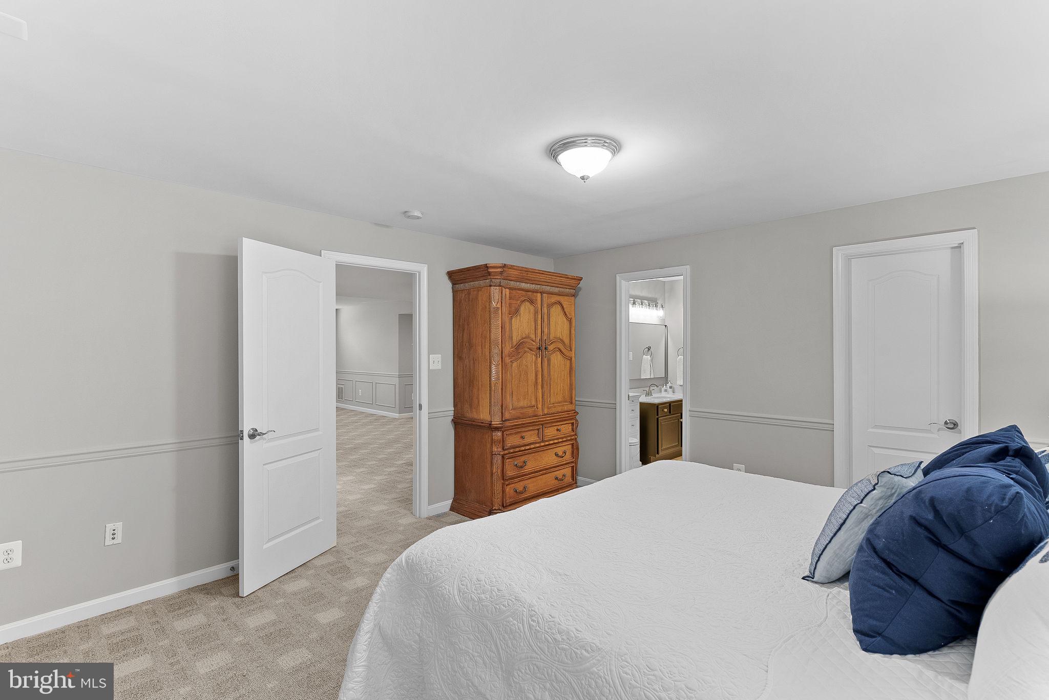 42917 Cattail Meadows Pl