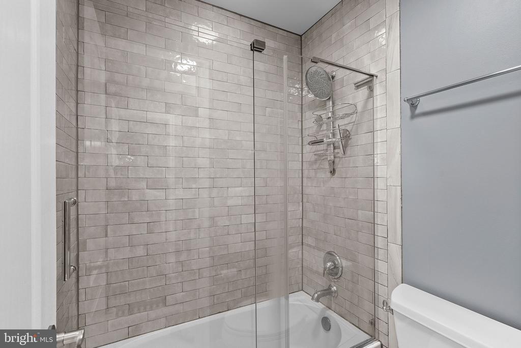 42917 Cattail Meadows Pl