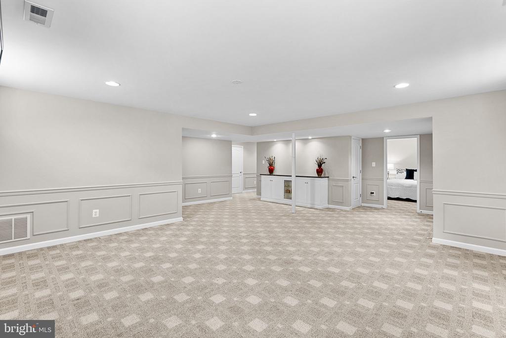 42917 Cattail Meadows Pl