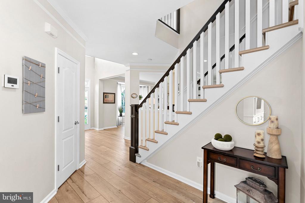 42917 Cattail Meadows Pl