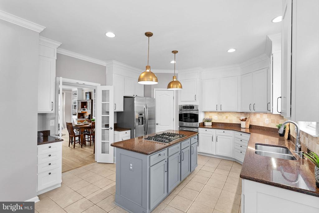 42917 Cattail Meadows Pl