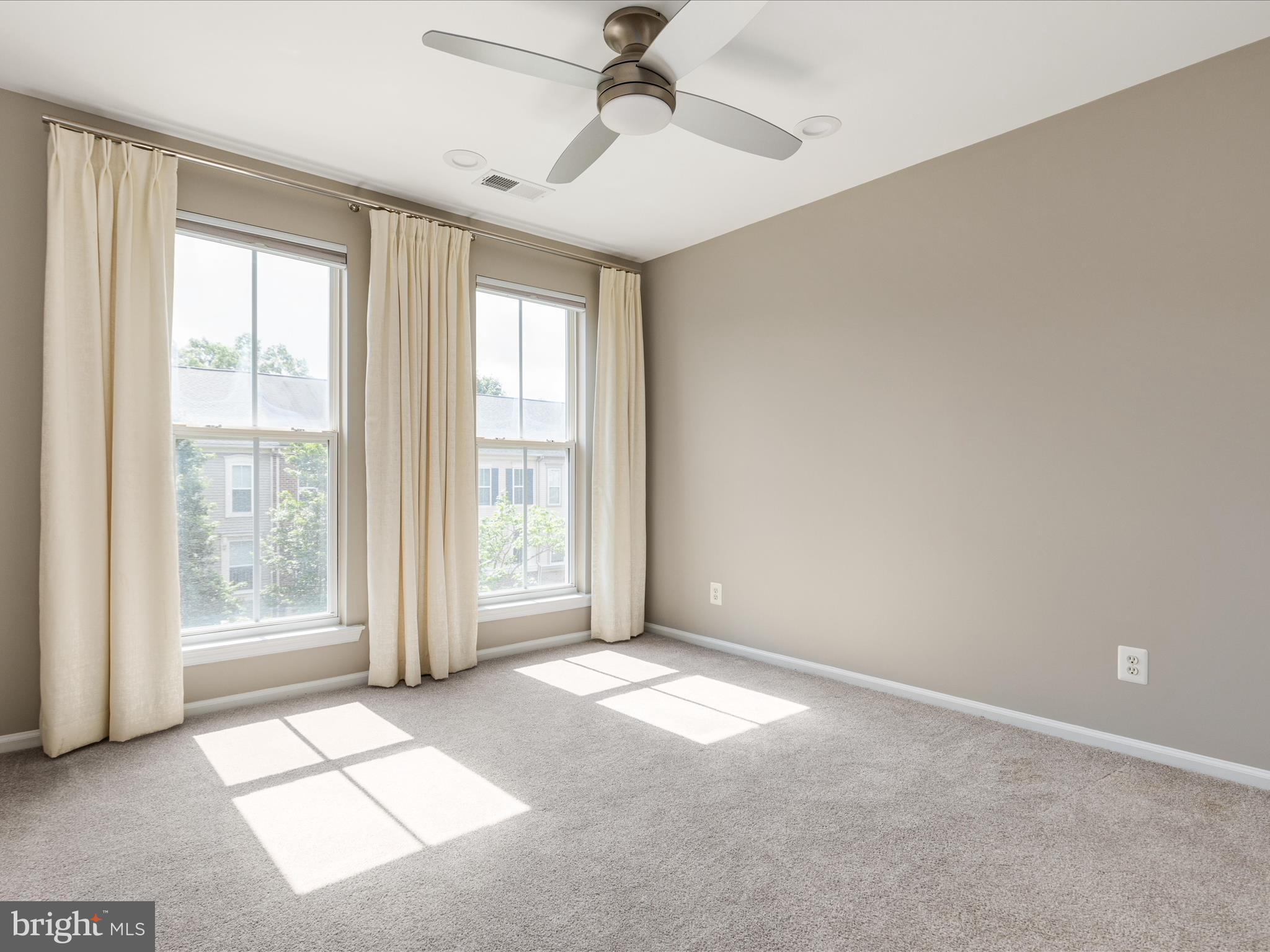 21417 Falling Rock Ter