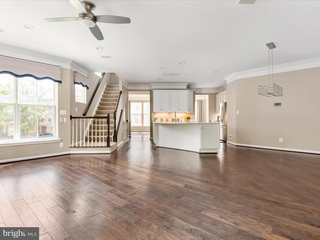 21417 Falling Rock Ter