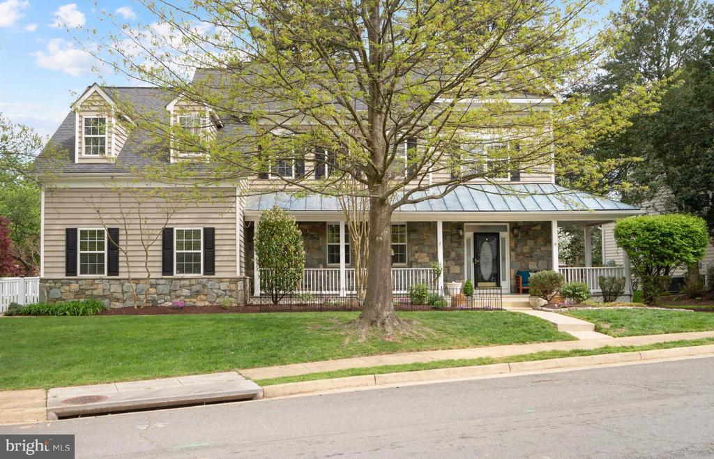 317 Ayrlee Ave NW