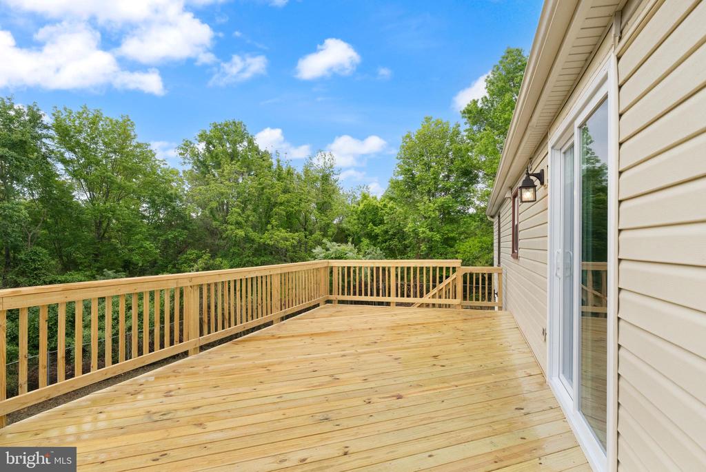 239 N Cameron Ct