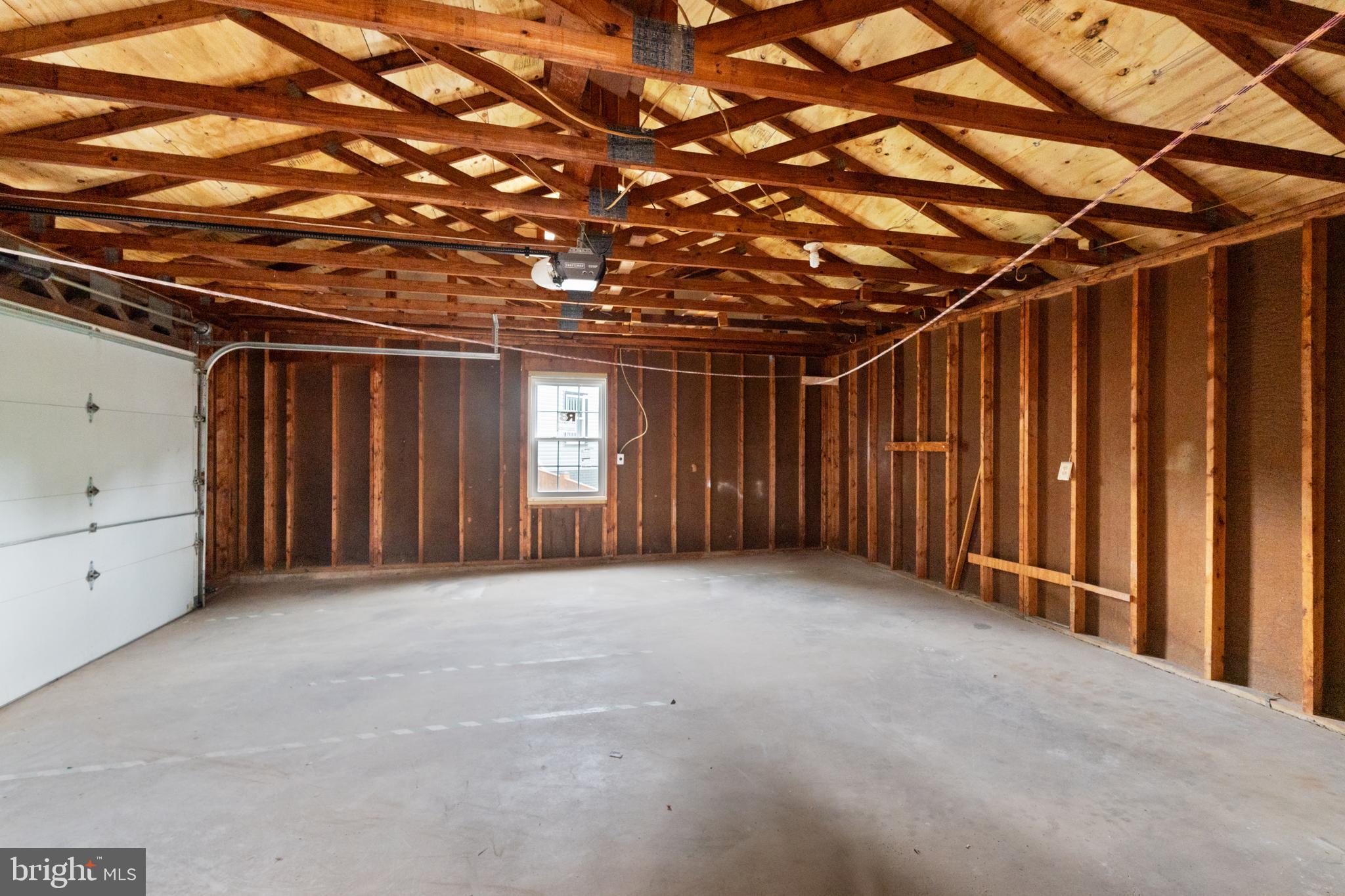 239 N Cameron Ct