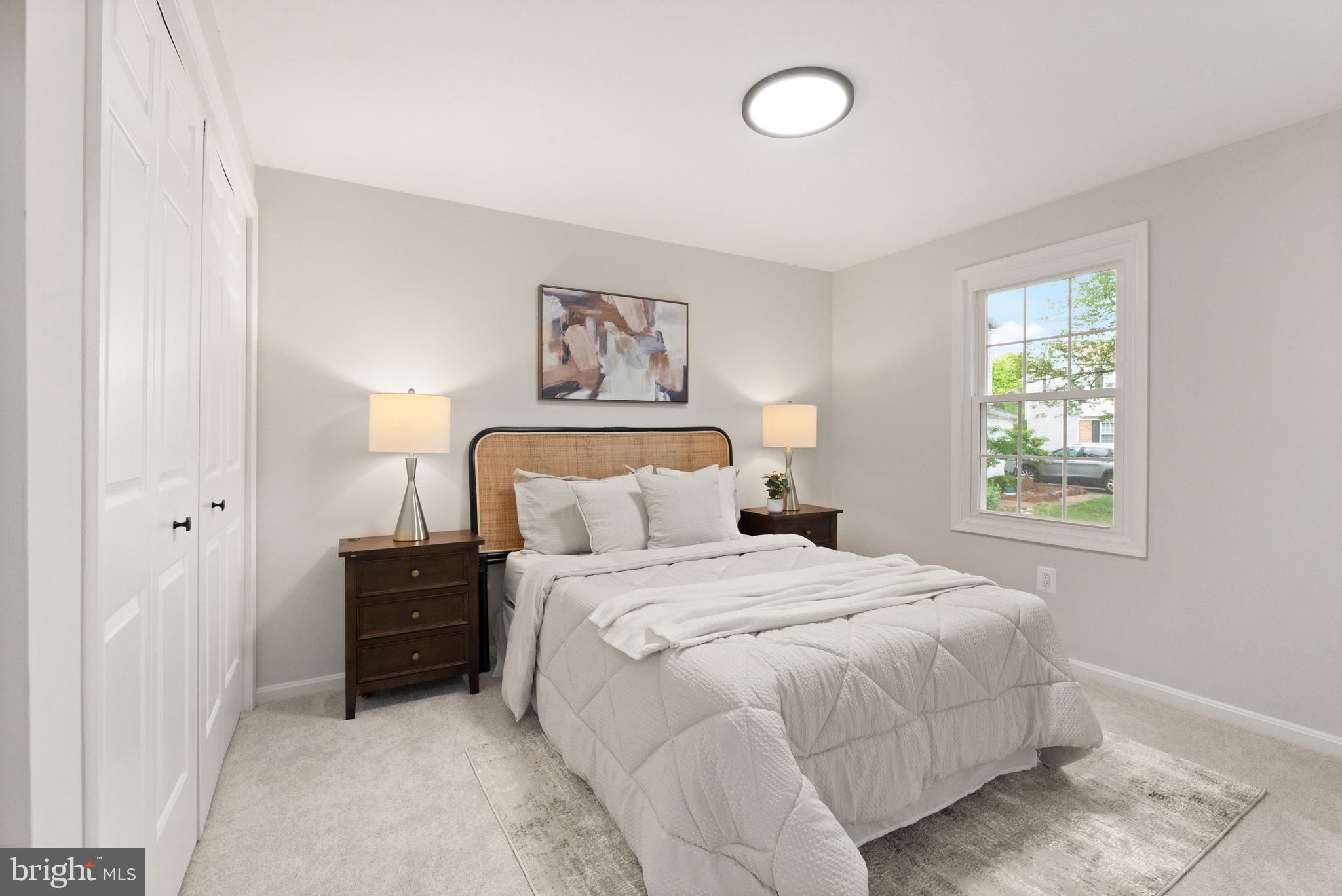 239 N Cameron Ct