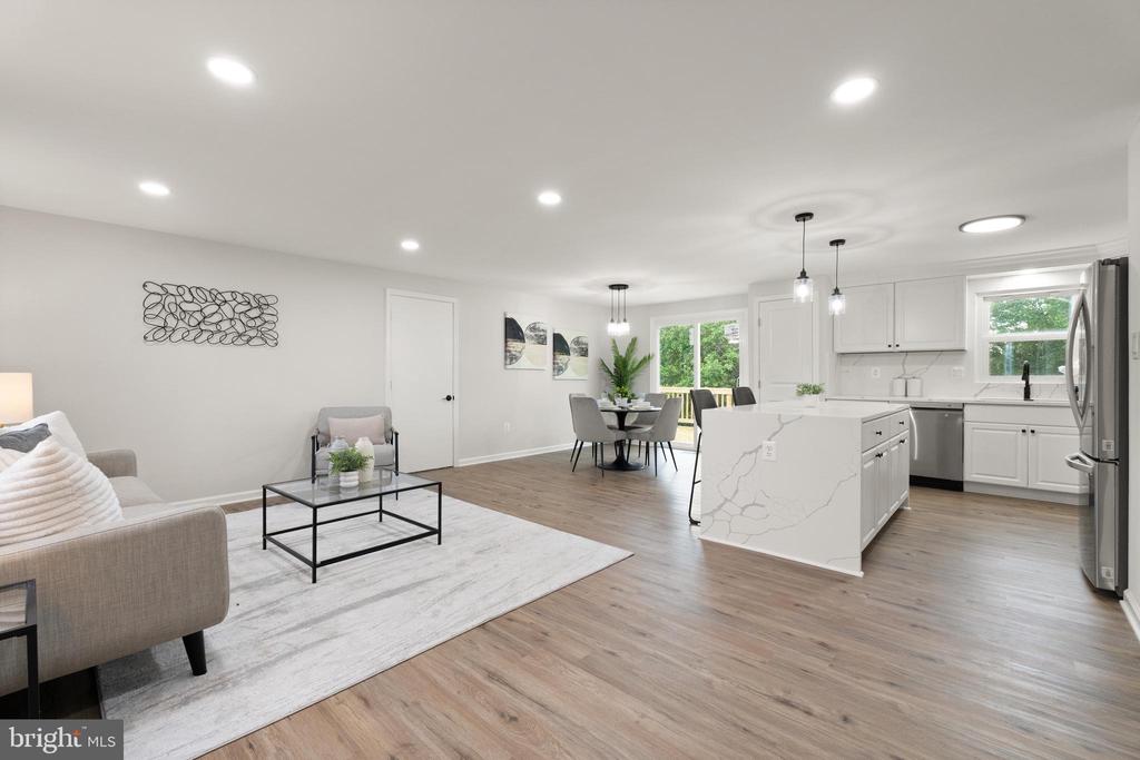 239 N Cameron Ct