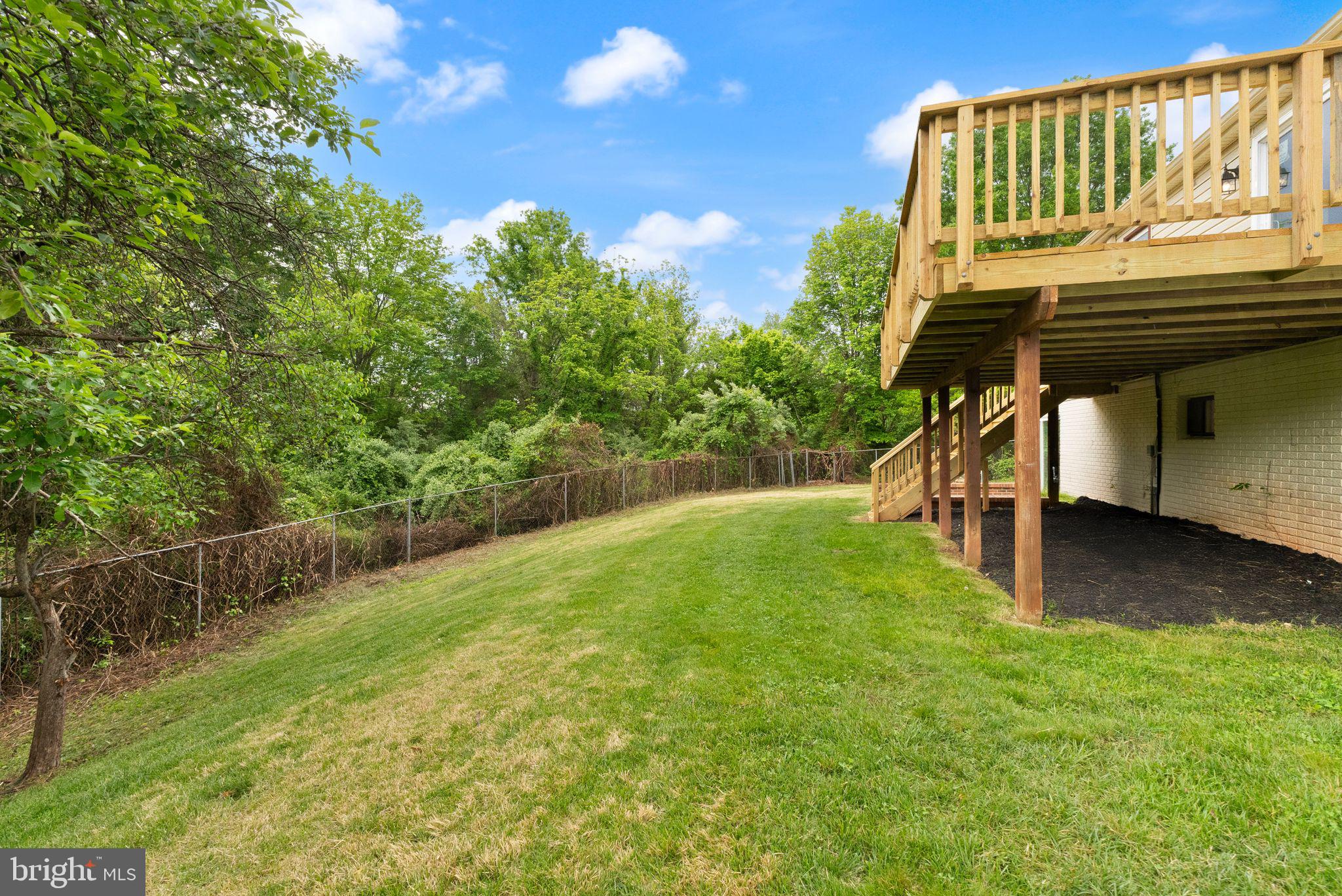 239 N Cameron Ct