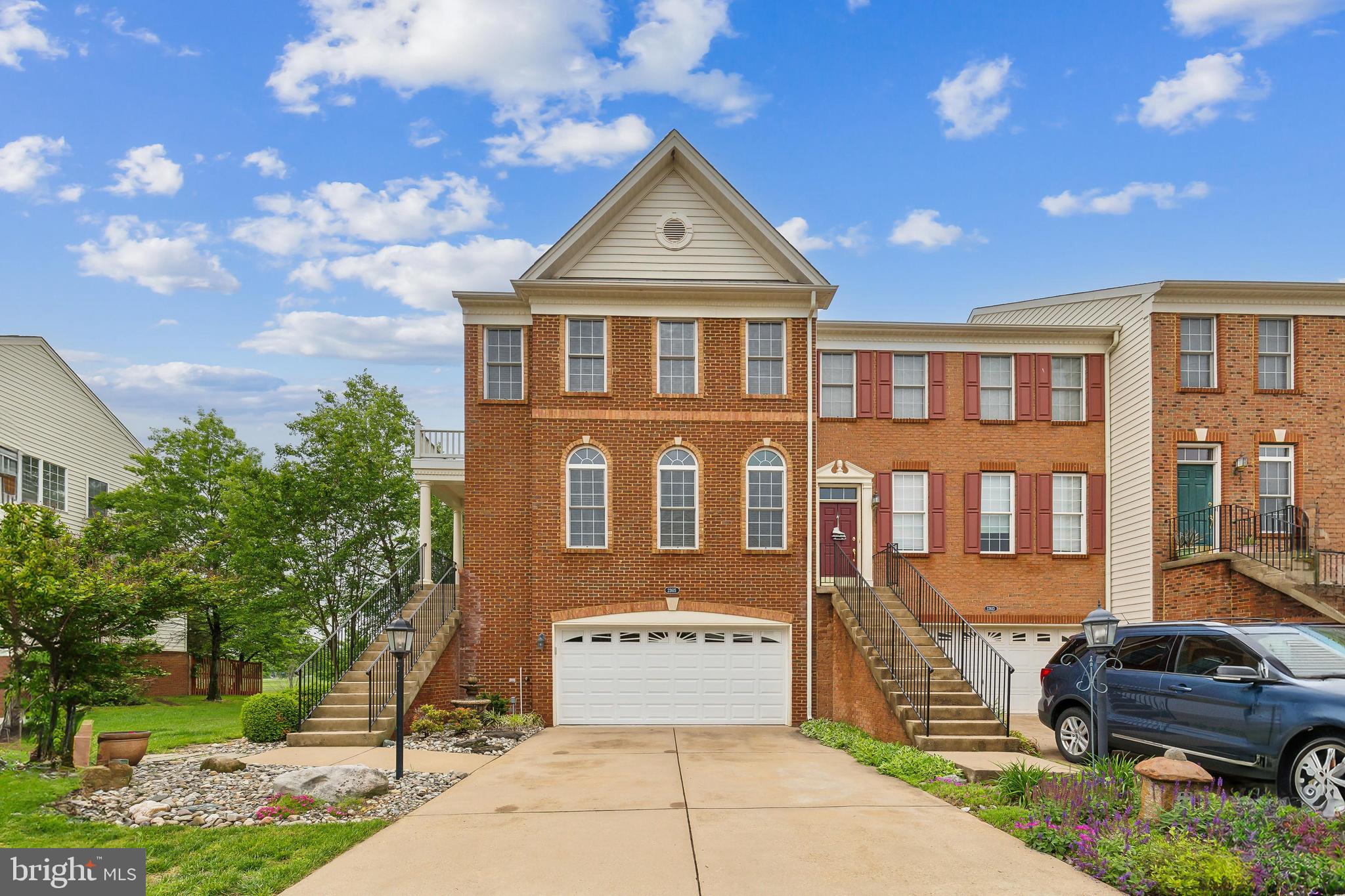 22615 Upperville Heights Sq