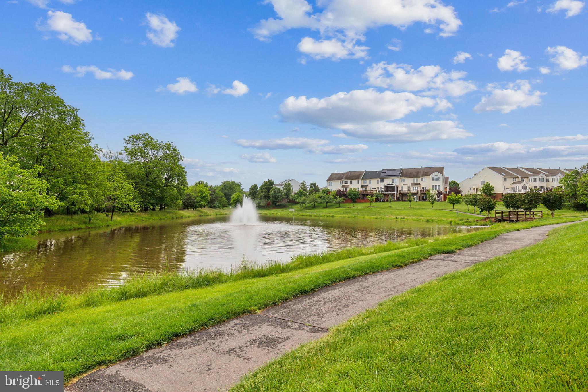 22615 Upperville Heights Sq