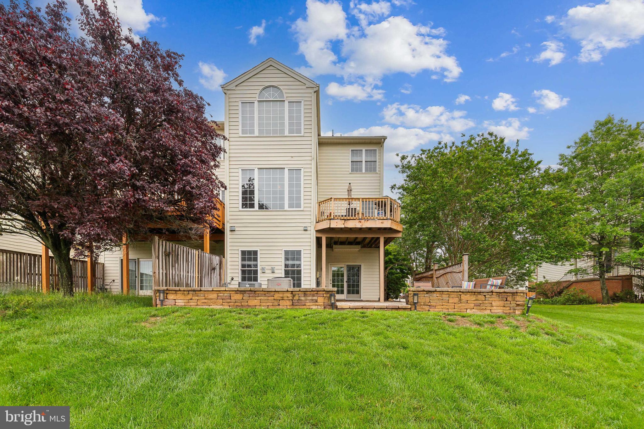 22615 Upperville Heights Sq