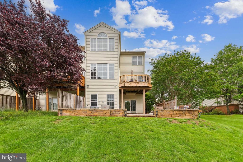 22615 Upperville Heights Sq
