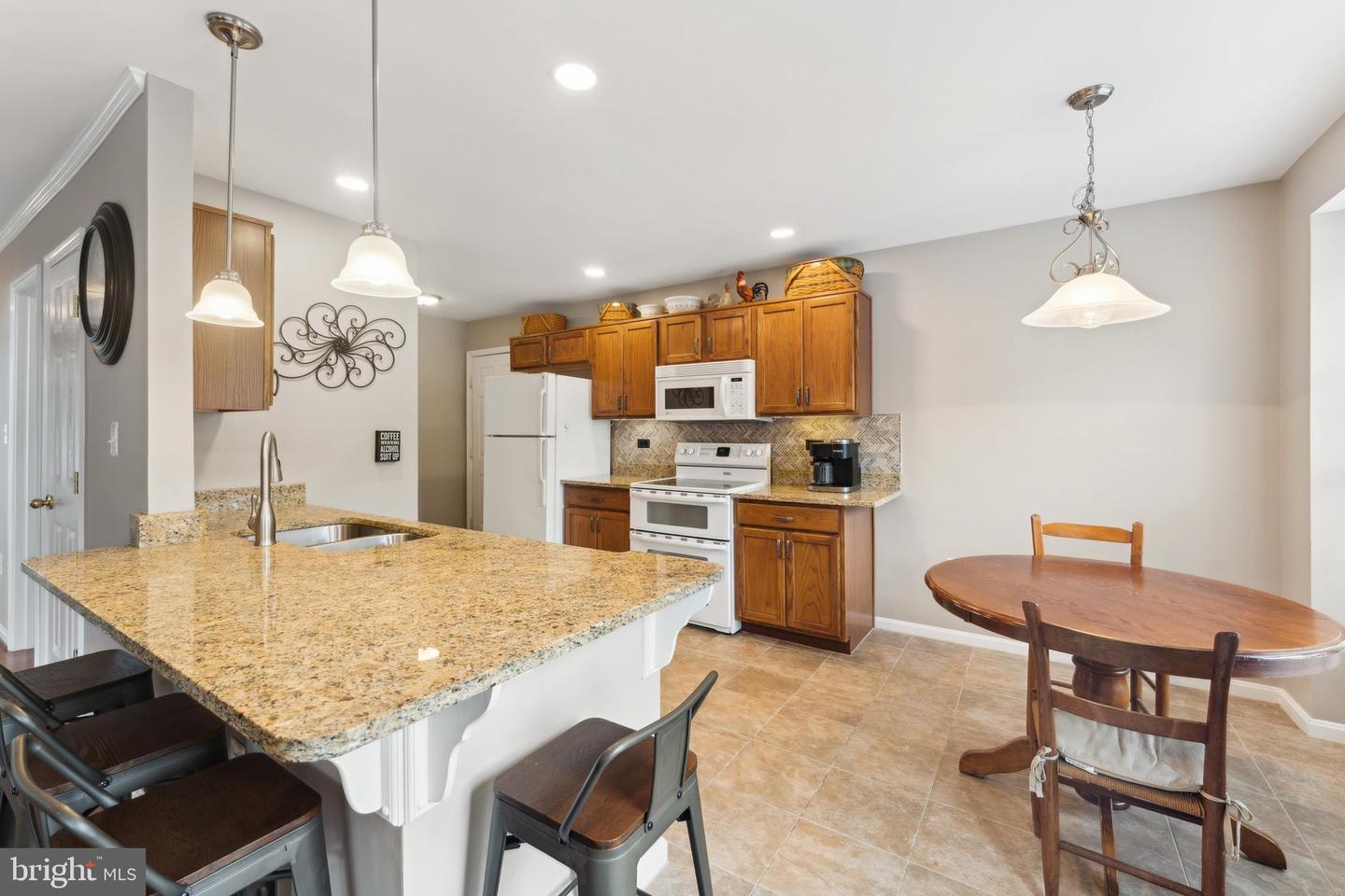 35934 Newberry Crossing Pl